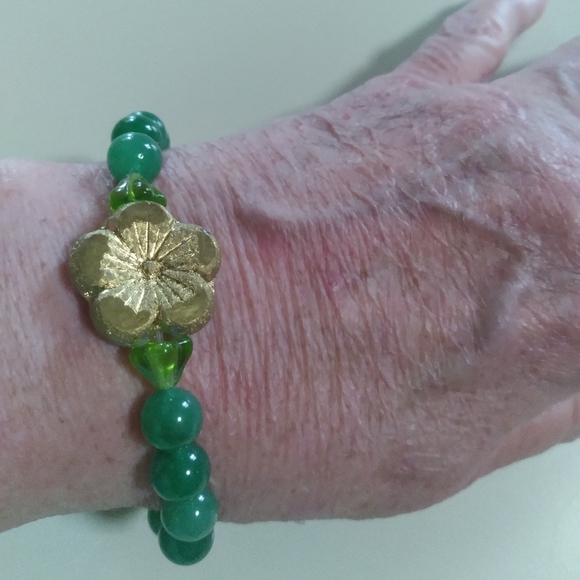 💎🎁 8" Boho Genuine Green Aventurine Flower 🌼 Bracelet 🙂 Magnetic Closure!💥 - Picture 3 of 14